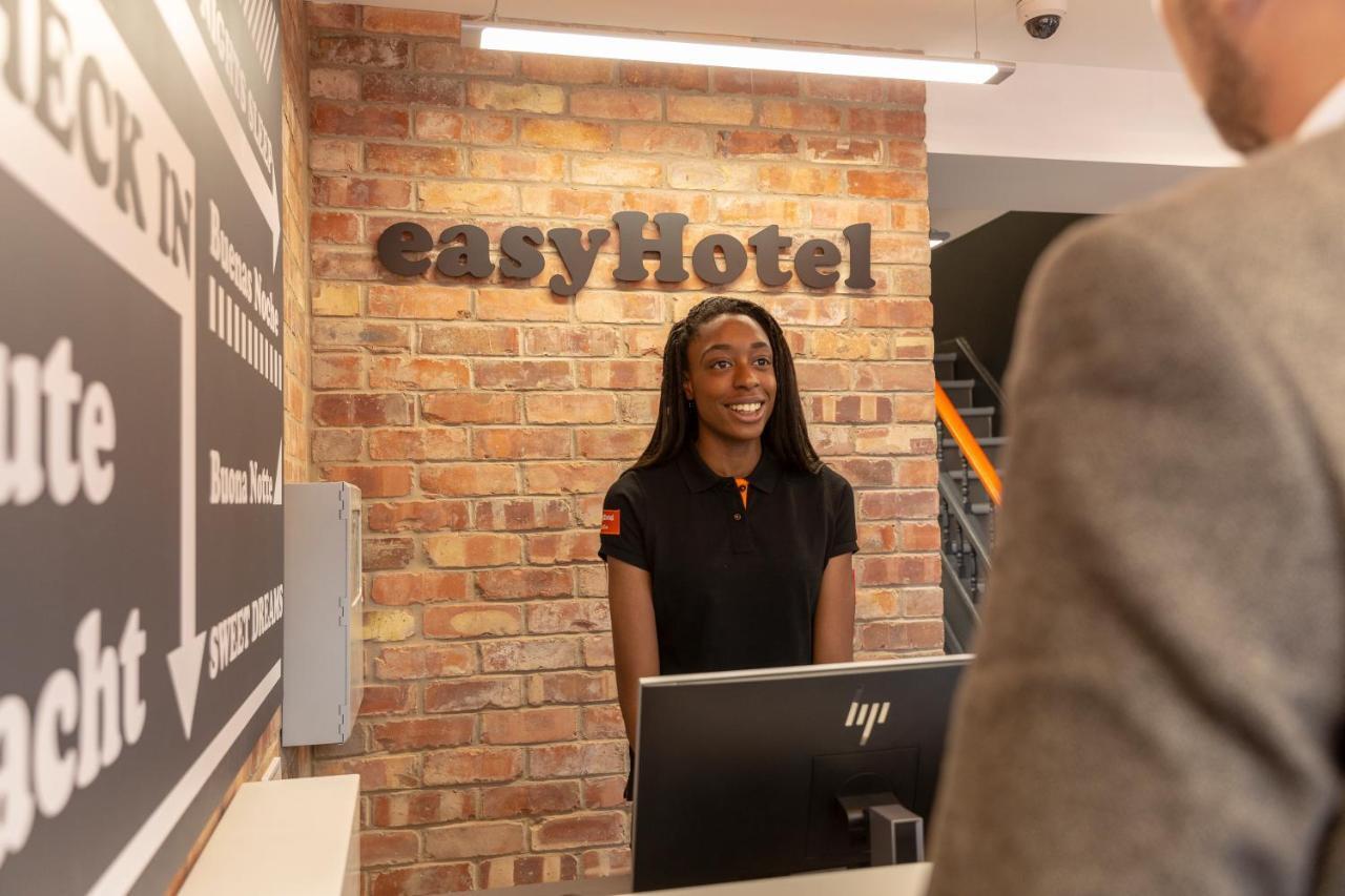 Easyhotel Reading Exterior foto