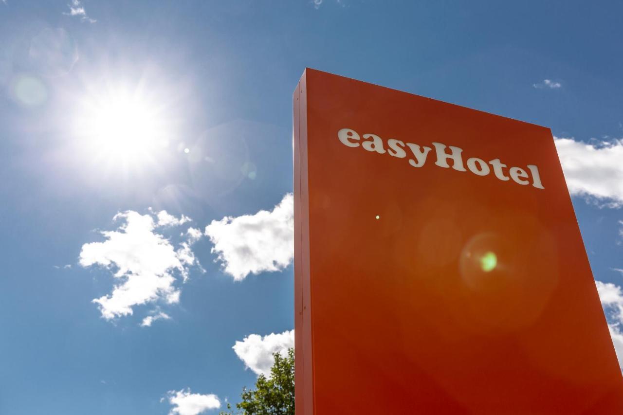 Easyhotel Reading Exterior foto